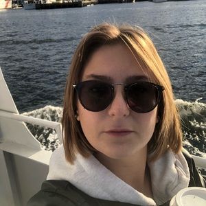 Meet your Posher, Maria